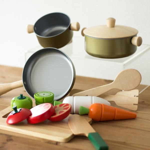 SET UTENSILIOS DE COCINA PLANTOYS | PLAN3413 | Juguetes de madera ecológicos, educativos y originales